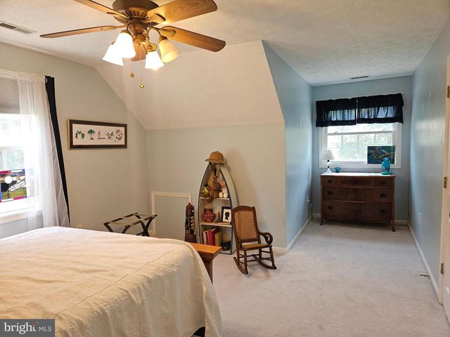 1918 SENSENY RD, Berryville, VA 22611
