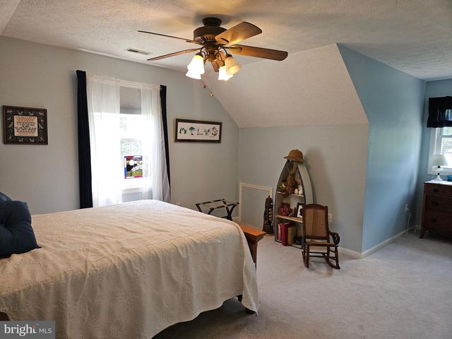 1918 SENSENY RD, Berryville, VA 22611