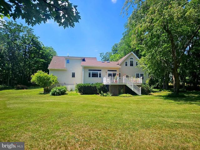 1918 SENSENY RD, Berryville, VA 22611