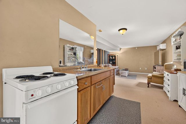1918 SENSENY RD, Berryville, VA 22611