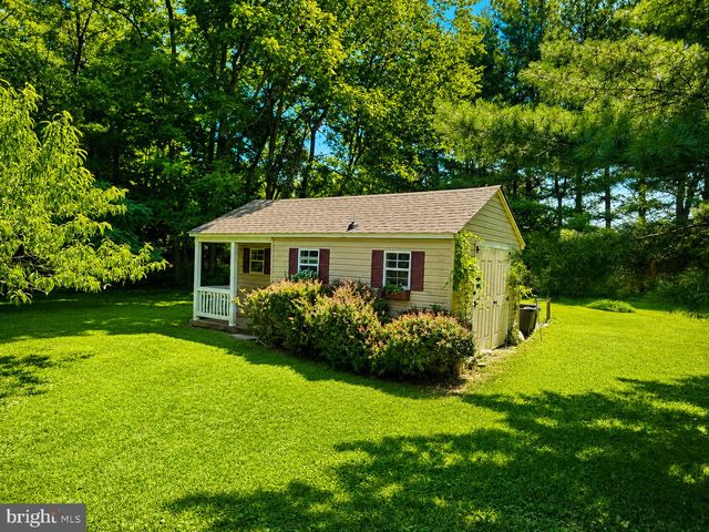 1918 SENSENY RD, Berryville, VA 22611