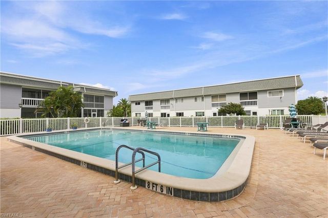 22375 Edgewater DR 204, Port Charlotte, FL 33980
