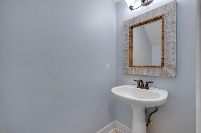 2313 HAVERHILL Road, Tallahassee, FL 32312