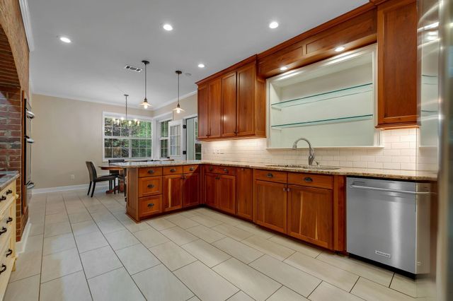 2313 HAVERHILL Road, Tallahassee, FL 32312