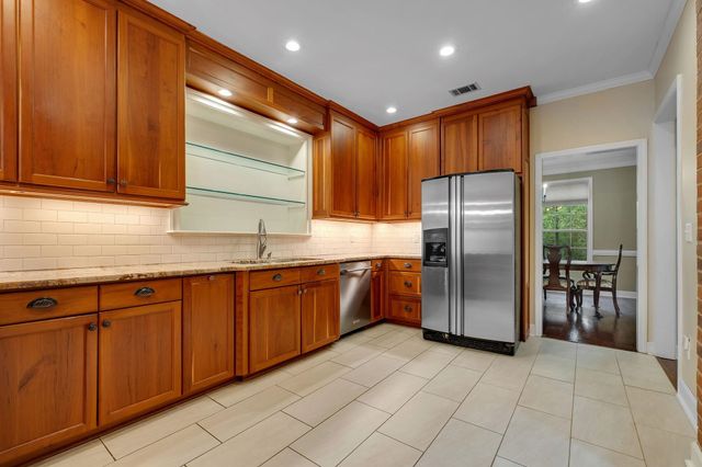 2313 HAVERHILL Road, Tallahassee, FL 32312