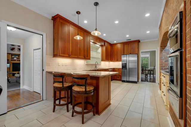 2313 HAVERHILL Road, Tallahassee, FL 32312