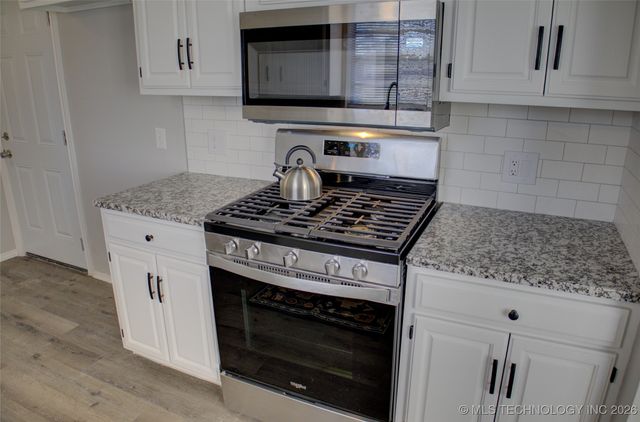 825 W Waco Street, Broken Arrow, OK 74011