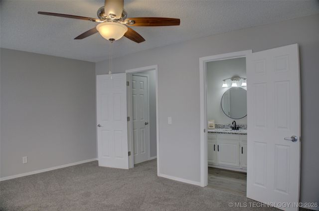 825 W Waco Street, Broken Arrow, OK 74011