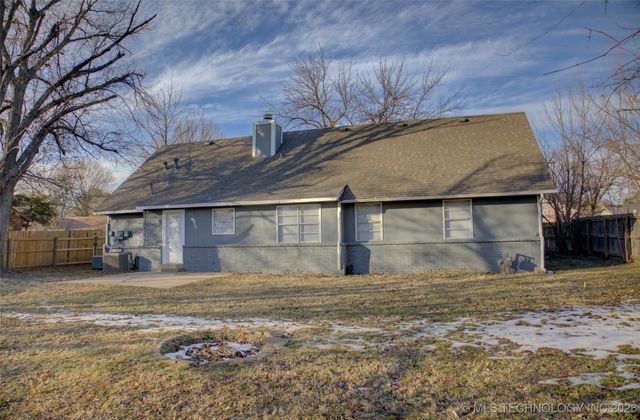 825 W Waco Street, Broken Arrow, OK 74011