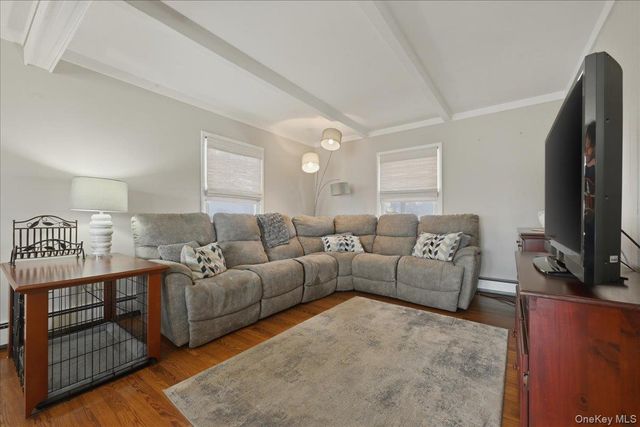 13 Grove Lane, Levittown, NY 11756