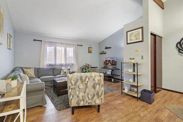 4085 S 84th STREET #8, Greenfield, WI 53228