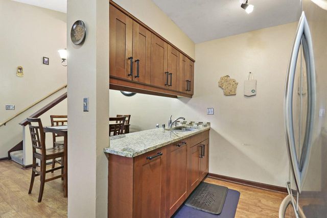 4085 S 84th STREET #8, Greenfield, WI 53228