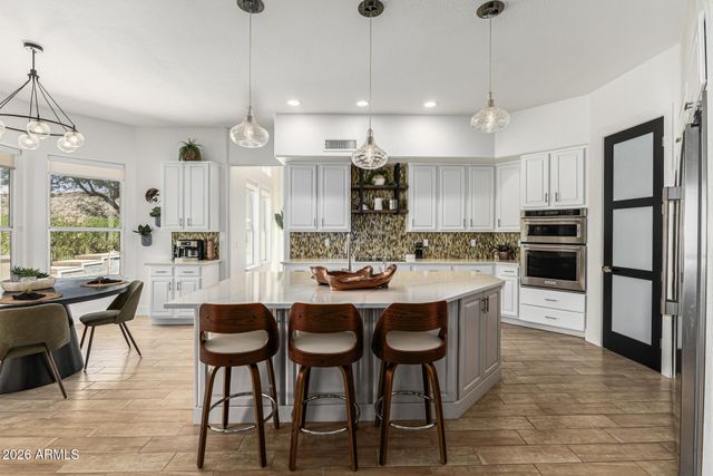 1736 E SILVERWOOD Drive, Phoenix, AZ 85048