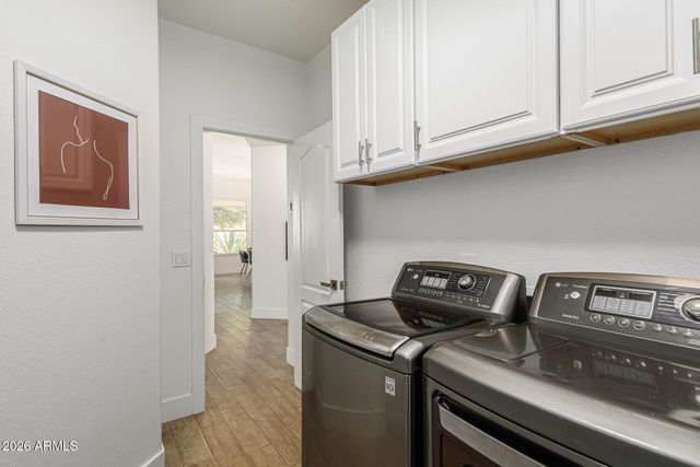 1736 E SILVERWOOD Drive, Phoenix, AZ 85048