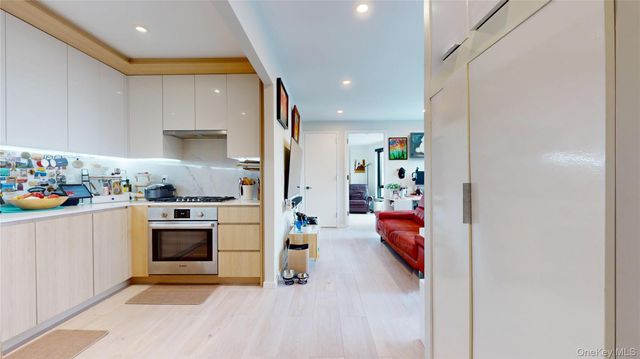40-22 61st Street 2K, Woodside, NY 11377