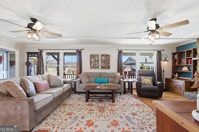 190 Legendary Lane, Rabun Gap, GA 30568