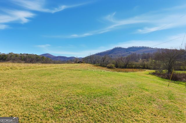 190 Legendary Lane, Rabun Gap, GA 30568