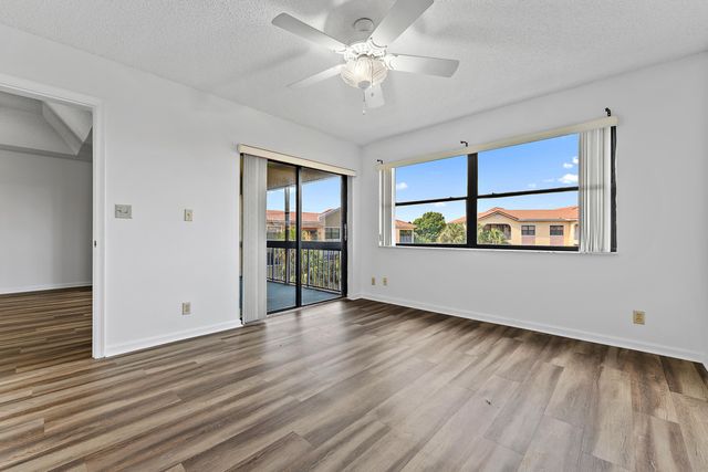 700 Uno Lago Drive 404, Juno Beach, FL 33408