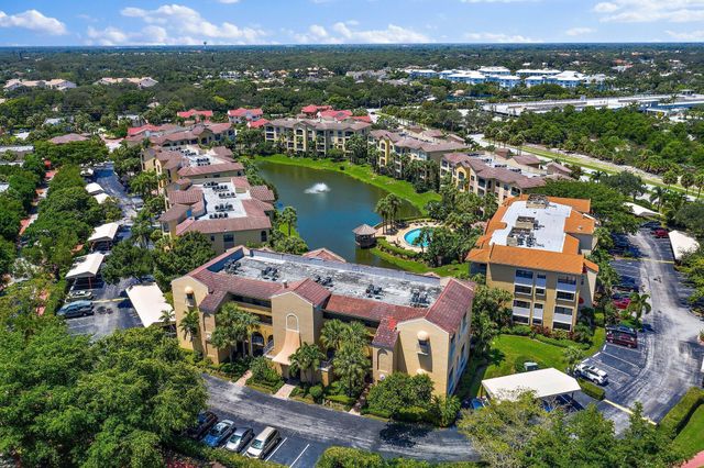700 Uno Lago Drive 404, Juno Beach, FL 33408