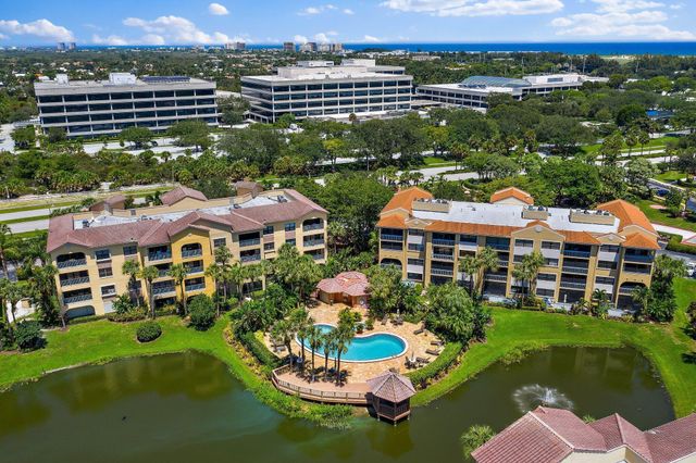 700 Uno Lago Drive 404, Juno Beach, FL 33408