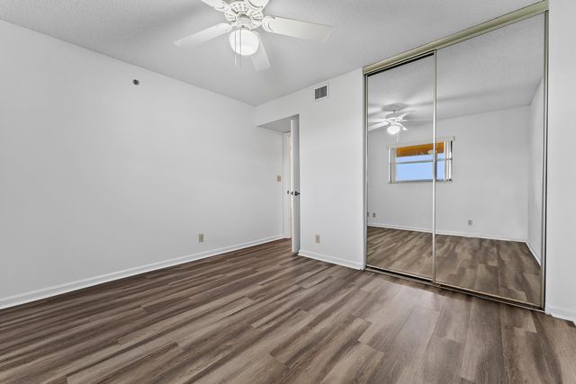 700 Uno Lago Drive 404, Juno Beach, FL 33408