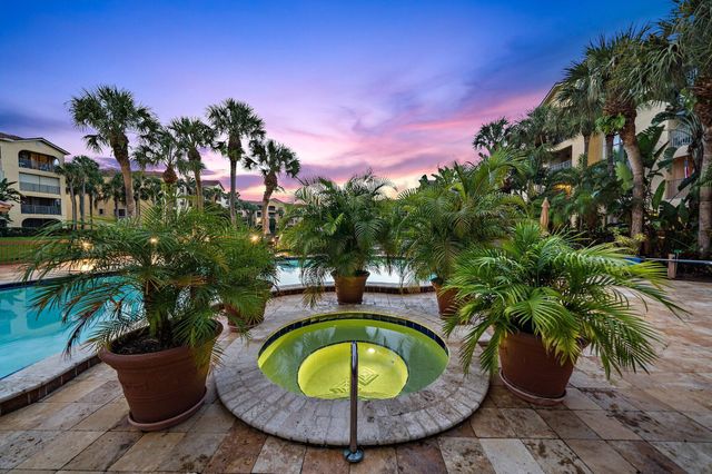 700 Uno Lago Drive 404, Juno Beach, FL 33408