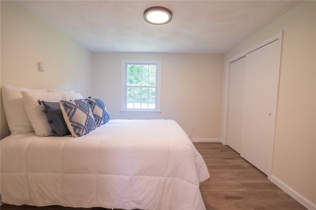 247 Quaker Lane, Scituate, RI 02857
