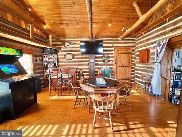 28427 OLD VALLEY PIKE, Toms Brook, VA 22660