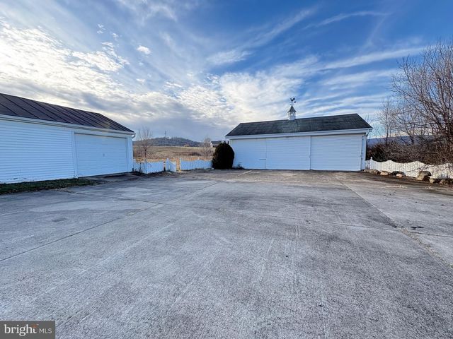 28427 OLD VALLEY PIKE, Toms Brook, VA 22660