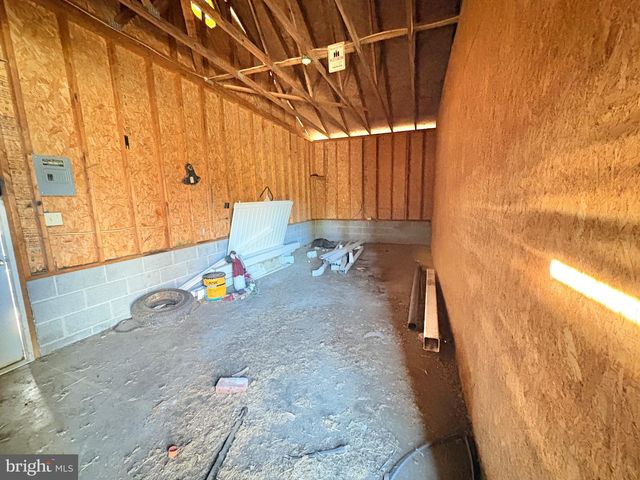 28427 OLD VALLEY PIKE, Toms Brook, VA 22660