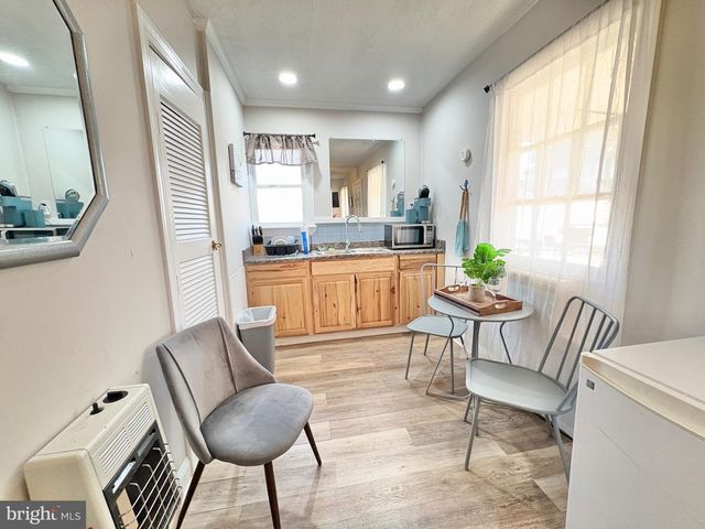 28427 OLD VALLEY PIKE, Toms Brook, VA 22660