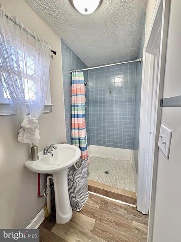 28427 OLD VALLEY PIKE, Toms Brook, VA 22660