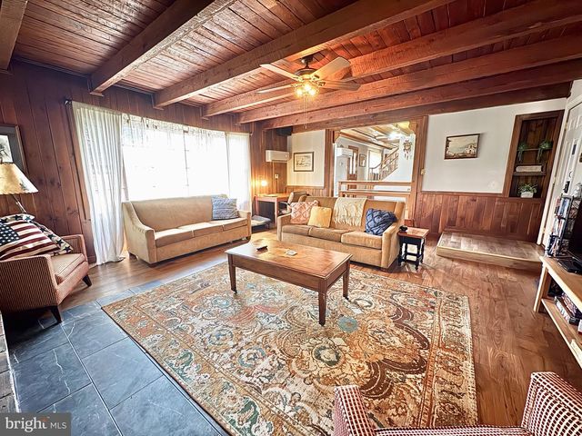 28427 OLD VALLEY PIKE, Toms Brook, VA 22660