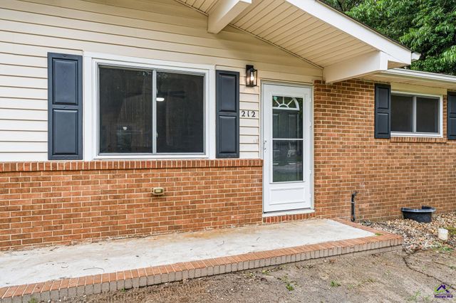 212 Palomino Lane, Warner Robins, GA 31088