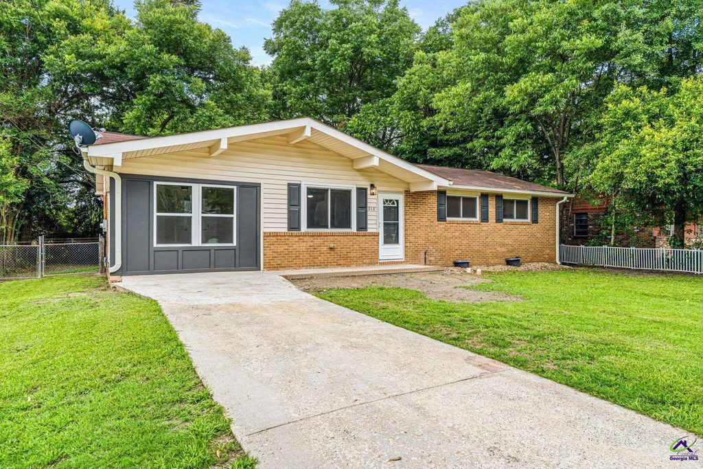 212 Palomino Lane, Warner Robins, GA 31088