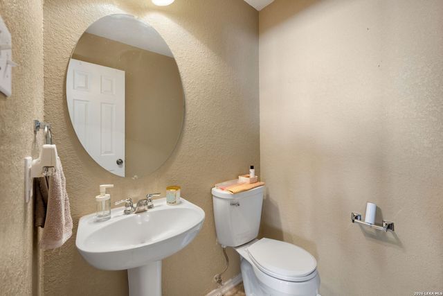 1514 Gentle Current, San Antonio, TX 78251