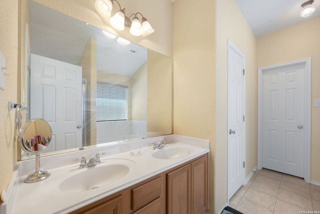 1514 Gentle Current, San Antonio, TX 78251