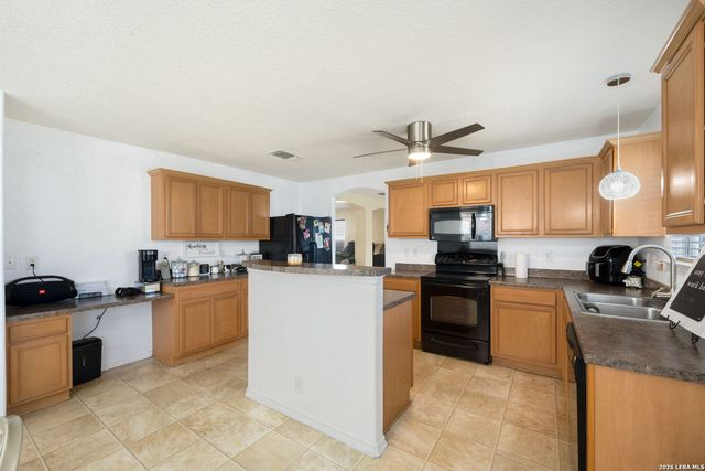 1514 Gentle Current, San Antonio, TX 78251