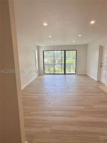 1116 Green Pine Blvd D1, West Palm Beach, FL 33409