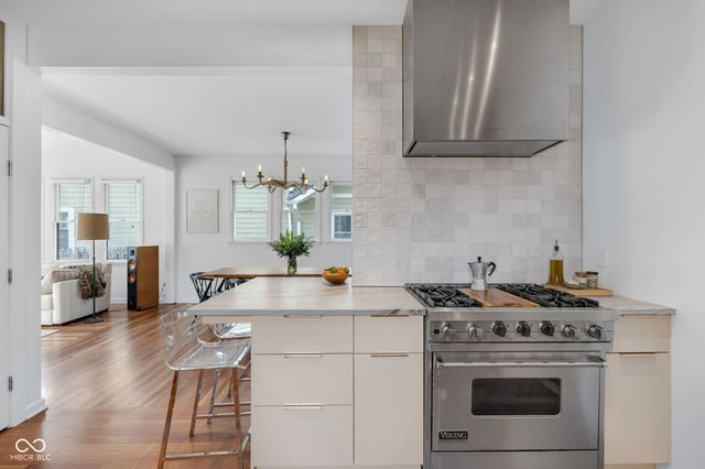 213 E 51st Street, Indianapolis, IN 46205