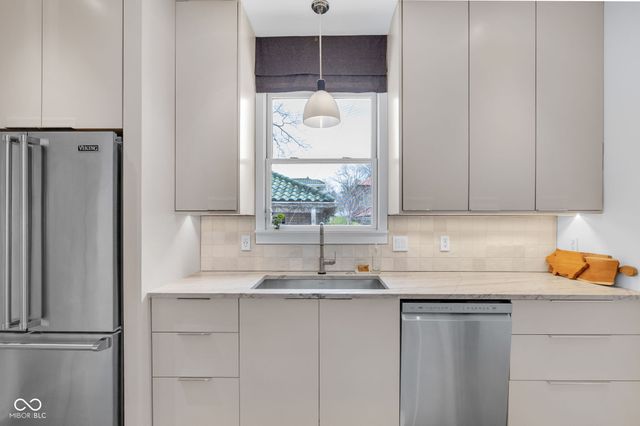 213 E 51st Street, Indianapolis, IN 46205