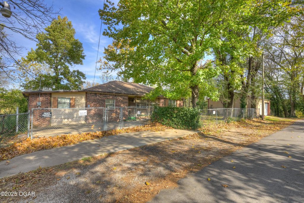 12103 Wilson Road, Neosho, MO 64850