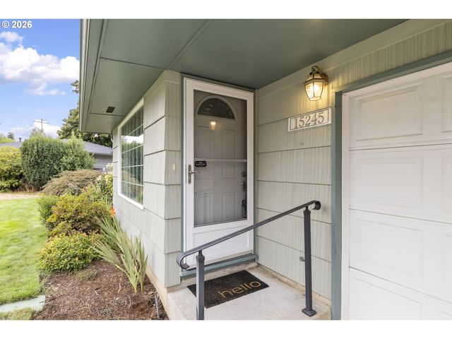 15245 Se MARKET Ct, Portland, OR 97233