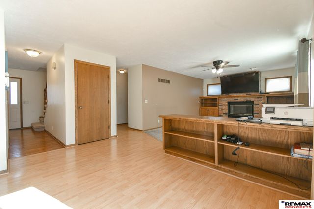 3646 S 77th Street, Lincoln, NE 68506