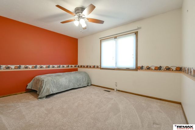 3646 S 77th Street, Lincoln, NE 68506