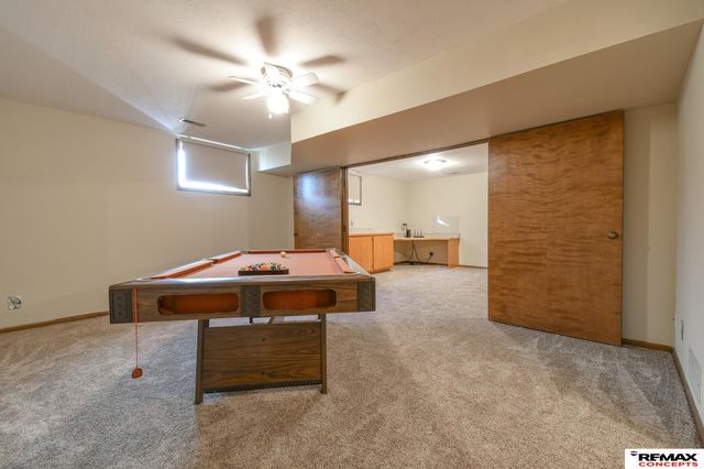 3646 S 77th Street, Lincoln, NE 68506