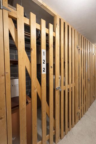 9820 S Pulaski Road 122, Oak Lawn, IL 60453