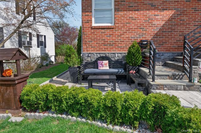 74 Johnson Road, Scarsdale, NY 10583