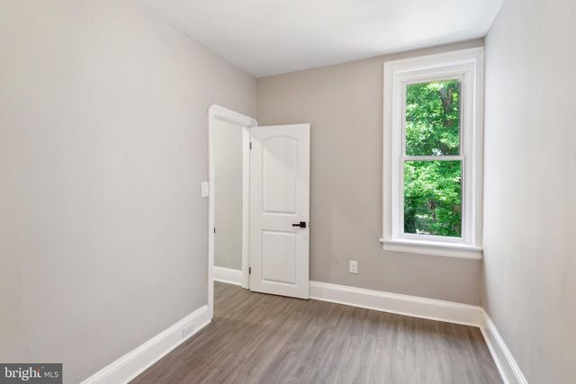 1613 LOUIS ST, Camden, NJ 08104