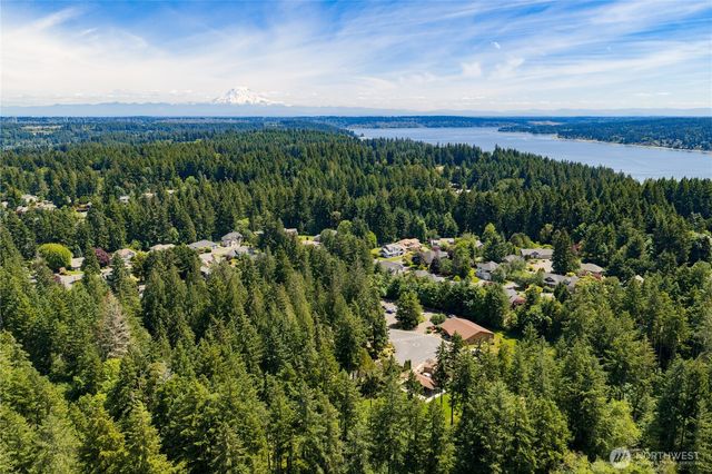 7002 32nd Street Ct NW, Gig Harbor, WA 98335